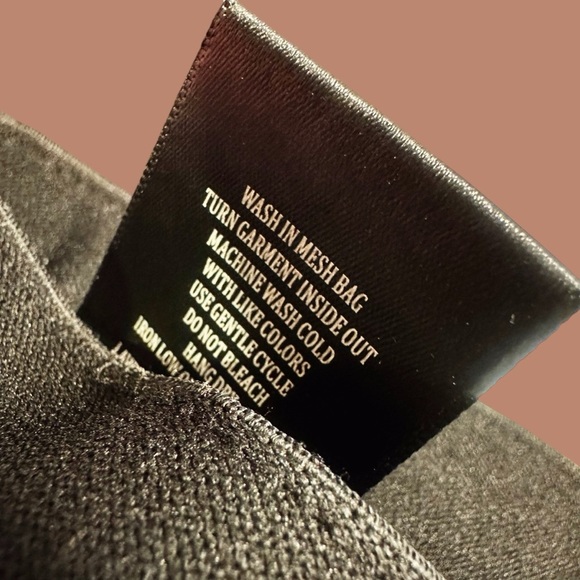 NWT Blank NYC Black Coated Denim Pull-On Zipper Detail Legging Size 25 - Picture 7 of 16